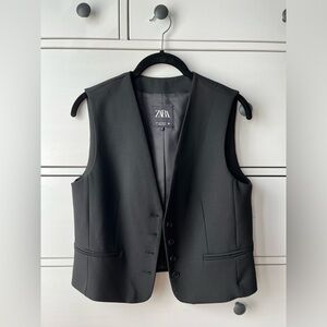 NWOT Zara vest S